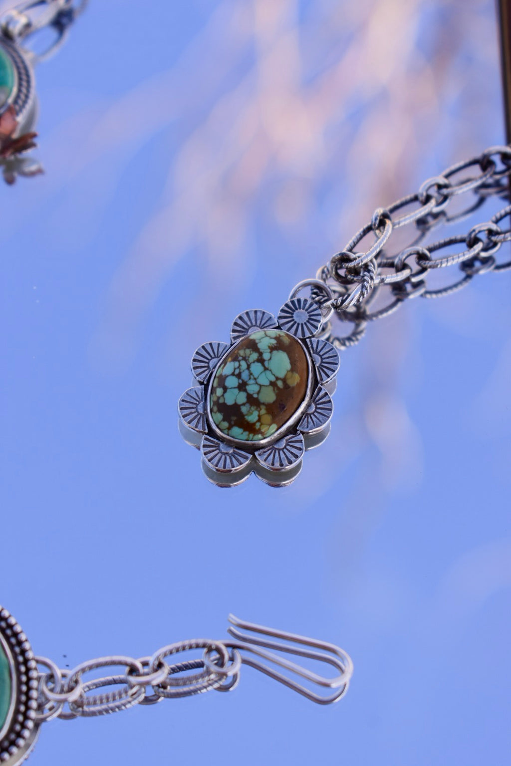 #8 Pendant