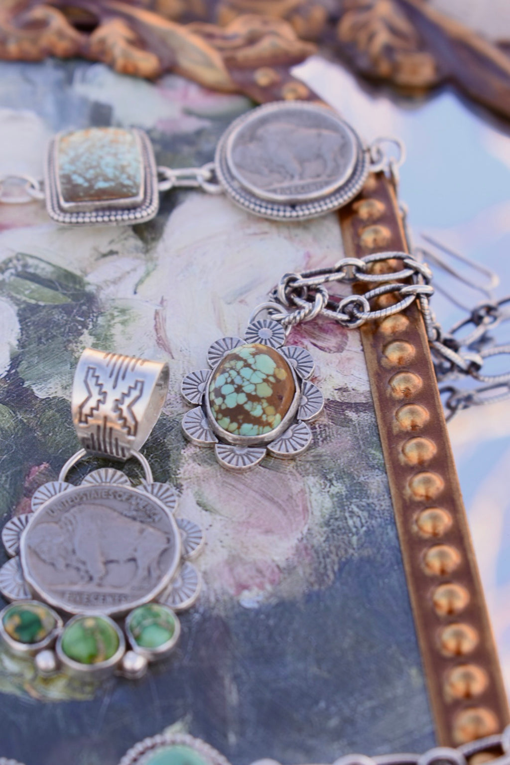 #8 Pendant